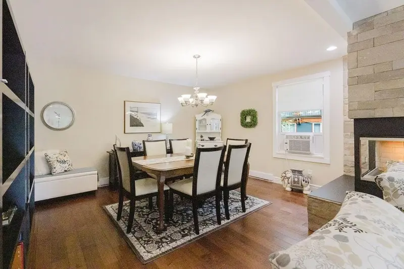 405 GAVIN ROAD - photo 4 of 25