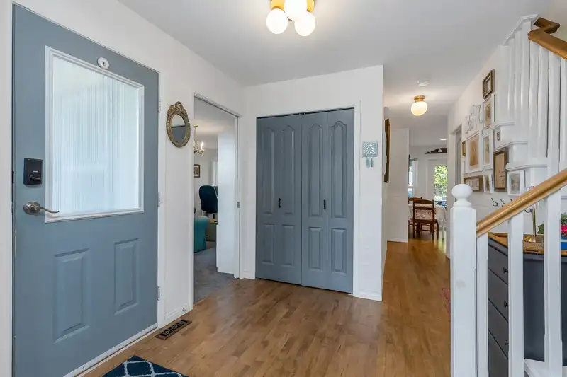 26497 126 AVENUE - photo 4 of 40