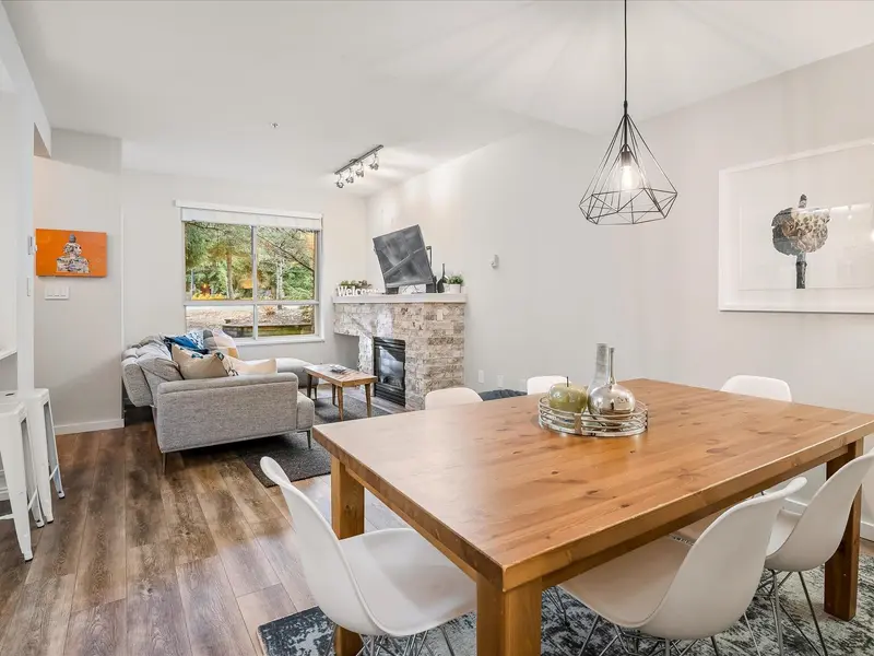 7 4385 NORTHLANDS BOULEVARD - photo 1 of 21