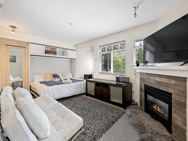 73 4335 NORTHLANDS BOULEVARD - photo 2 of 20