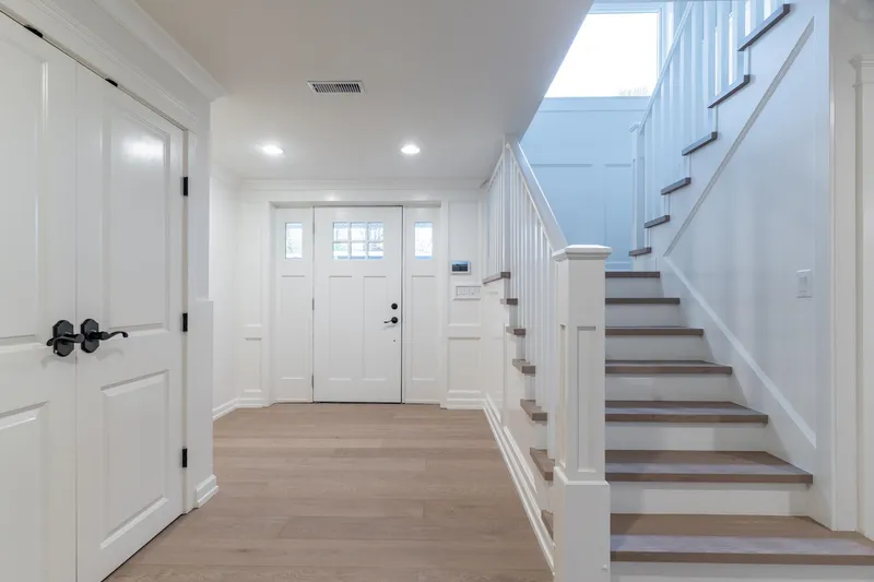 3653 ST. THOMAS STREET - photo 4 of 25