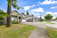 12646 60A AVENUE - thumbnail 2
