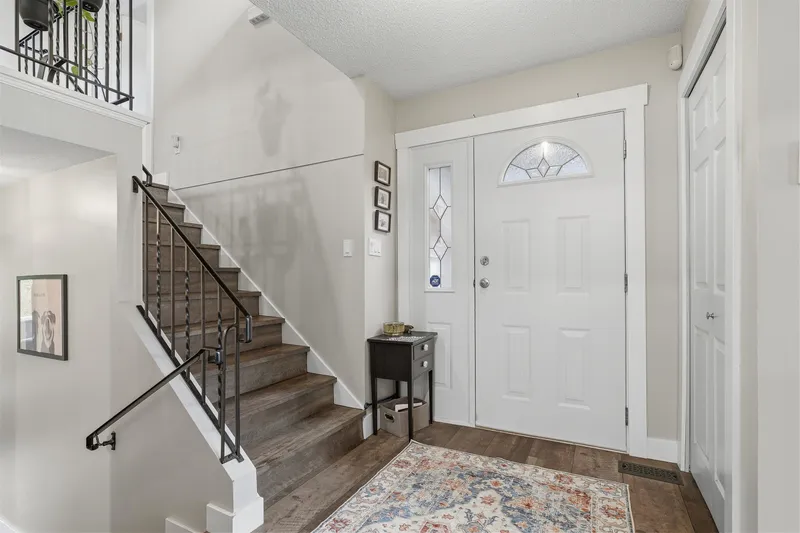 5097 ERIN WAY - photo 2 of 25