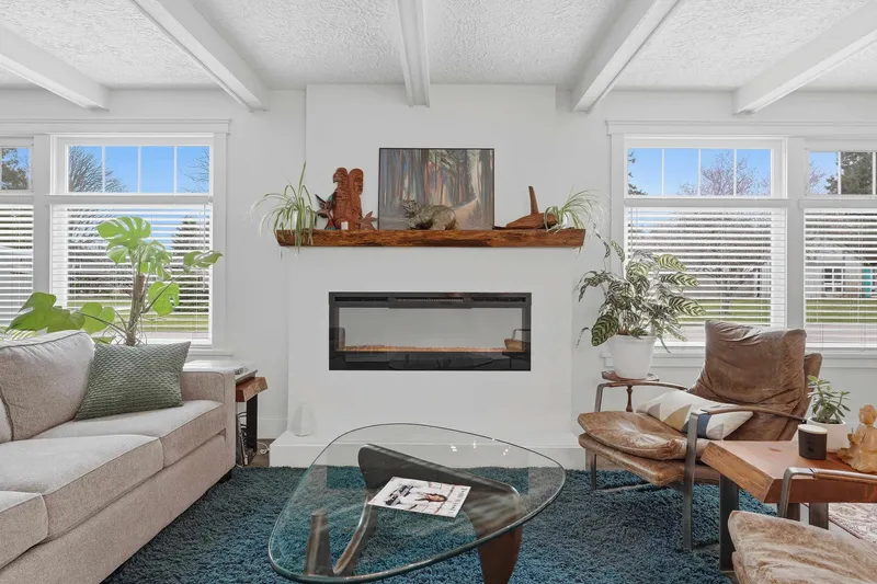 5097 ERIN WAY - photo 4 of 25