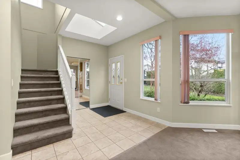 4 20881 87 AVENUE - photo 3 of 32