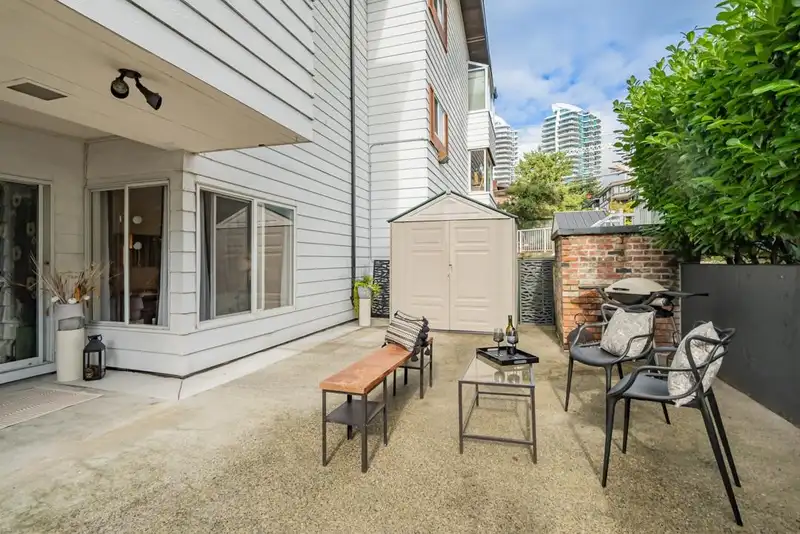 103 1390 MARTIN STREET - photo 2 of 25