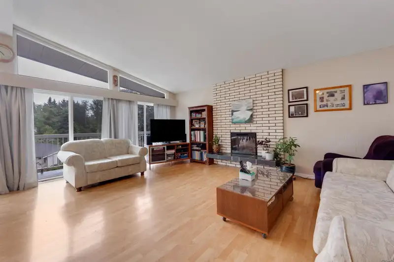 5350 BRAELAWN DRIVE - photo 2 of 40