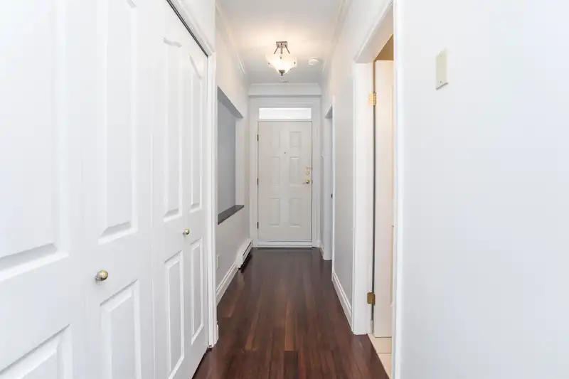 309 2 RENAISSANCE SQUARE - photo 3 of 40