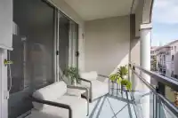 309 2 RENAISSANCE SQUARE - thumbnail 26