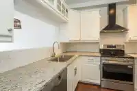 309 2 RENAISSANCE SQUARE - thumbnail 4