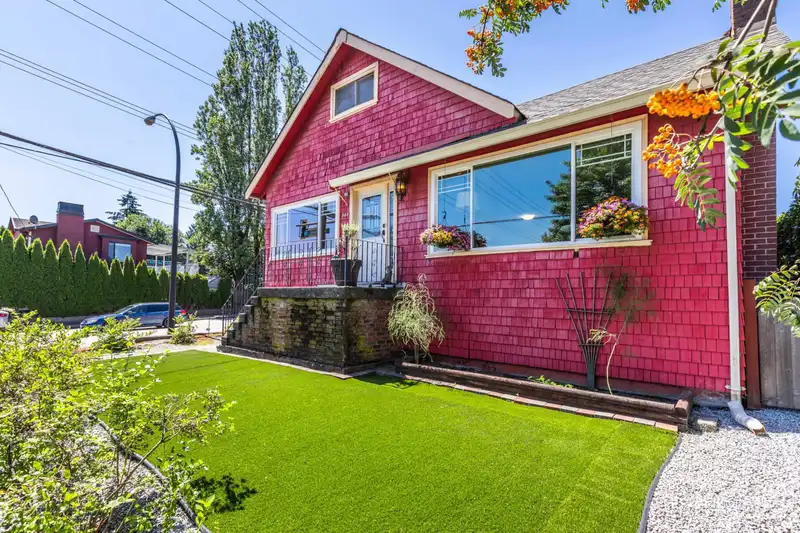503 FADER STREET - photo 2 of 40