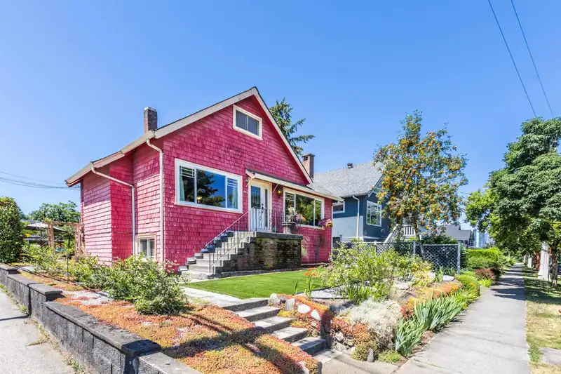 503 FADER STREET - photo 3 of 40
