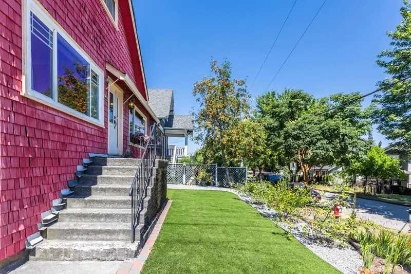 503 FADER STREET - photo 4 of 40