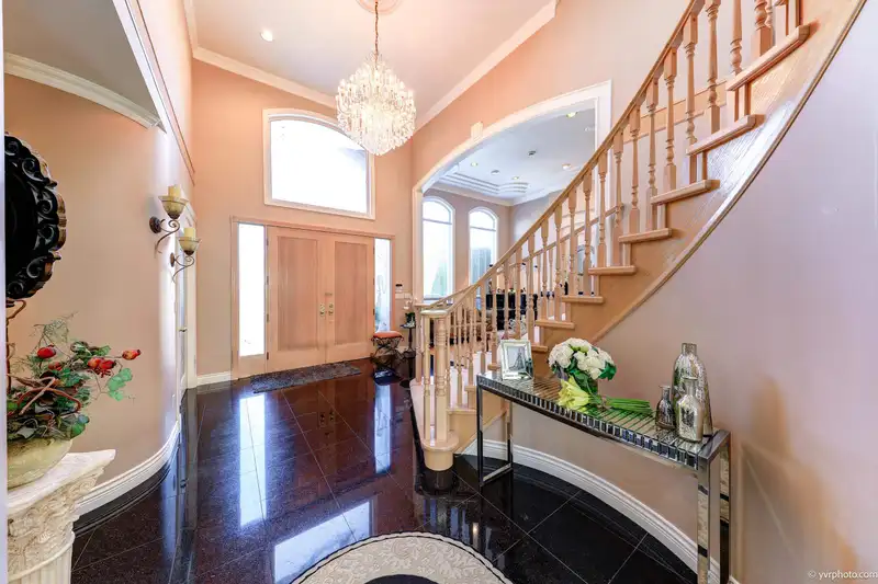 6220 COMSTOCK ROAD - photo 4 of 40