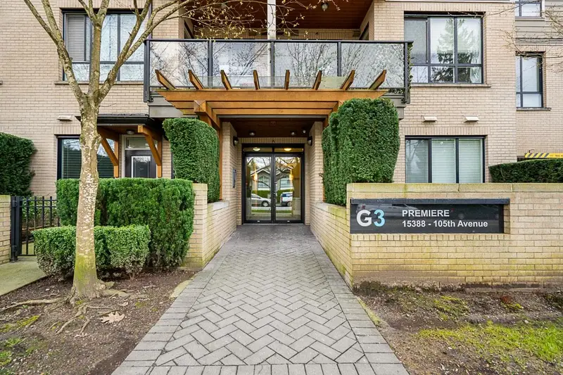 405 15388 105 AVENUE - photo 2 of 25