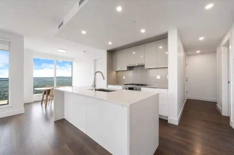 3108 4711 HAZEL STREET - photo 2 of 23