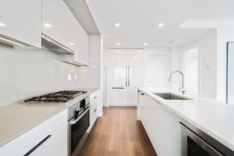 3108 4711 HAZEL STREET - photo 3 of 23