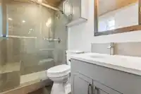 547 FORT STREET - thumbnail 17