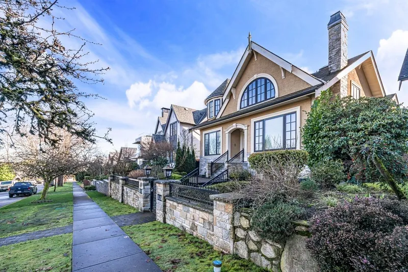 3178 W 23RD AVENUE - photo 2 of 25