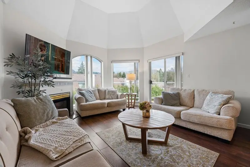 413 1220 LASALLE PLACE - photo 2 of 25