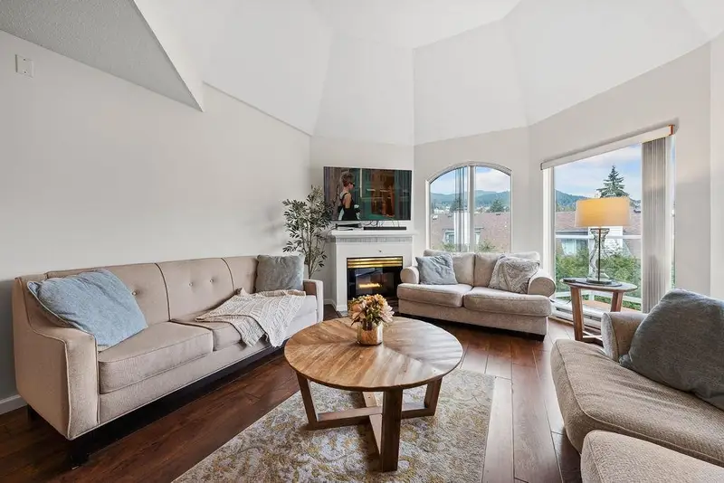 413 1220 LASALLE PLACE - photo 3 of 25