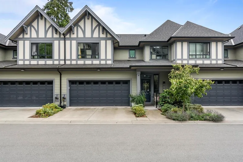 153 3500 BURKE VILLAGE PROMENADE - photo 1 of 25