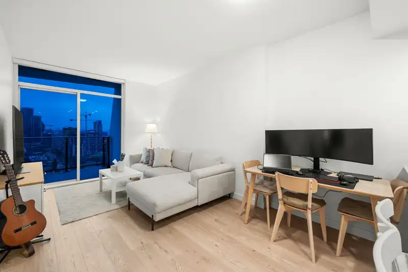 2607 2181 MADISON AVENUE - photo 3 of 31