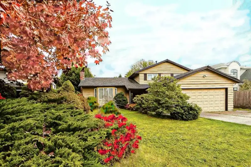 10340 BAMBERTON DRIVE - photo 1 of 30