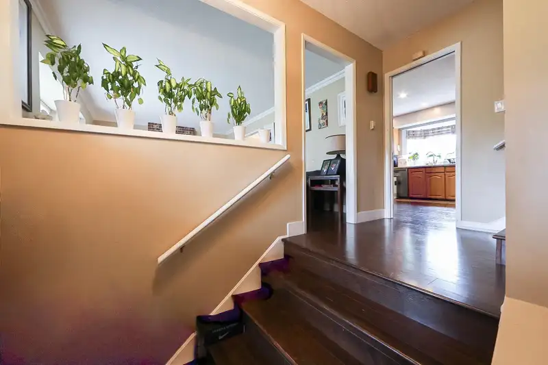 10340 BAMBERTON DRIVE - photo 3 of 30