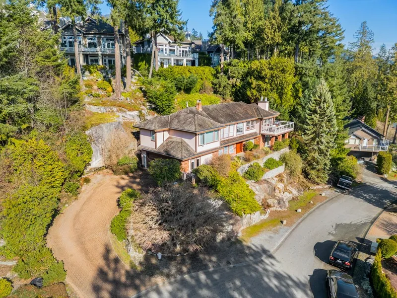 4815 HEADLAND CLOSE - photo 2 of 25