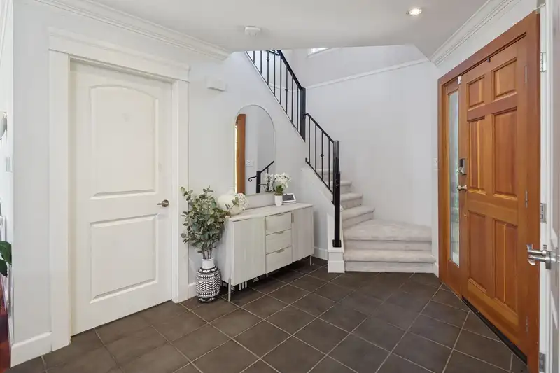 1225 ADDERLEY STREET - photo 3 of 40