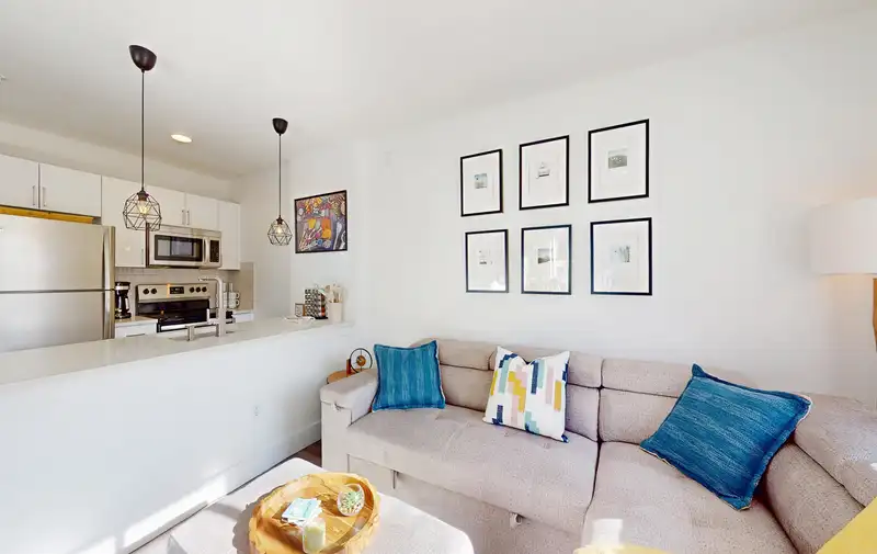 449 4314 MAIN STREET - photo 3 of 21