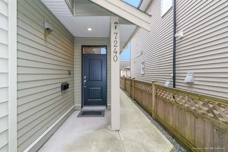 7240 STRIDE AVENUE - photo 2 of 20
