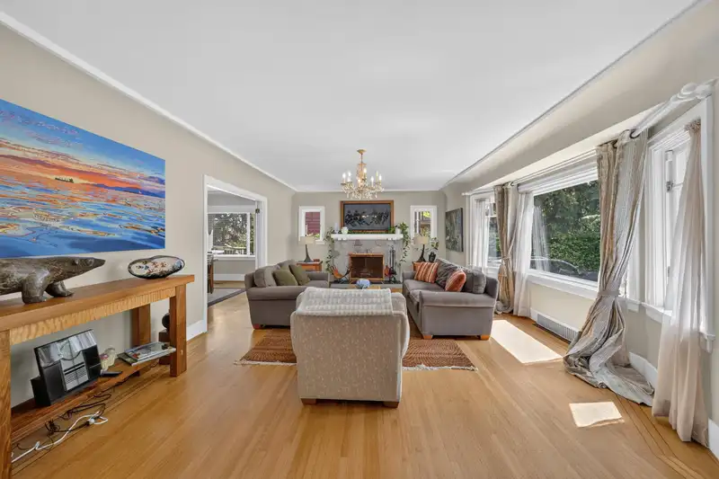 4655 W 6TH AVENUE - photo 3 of 36