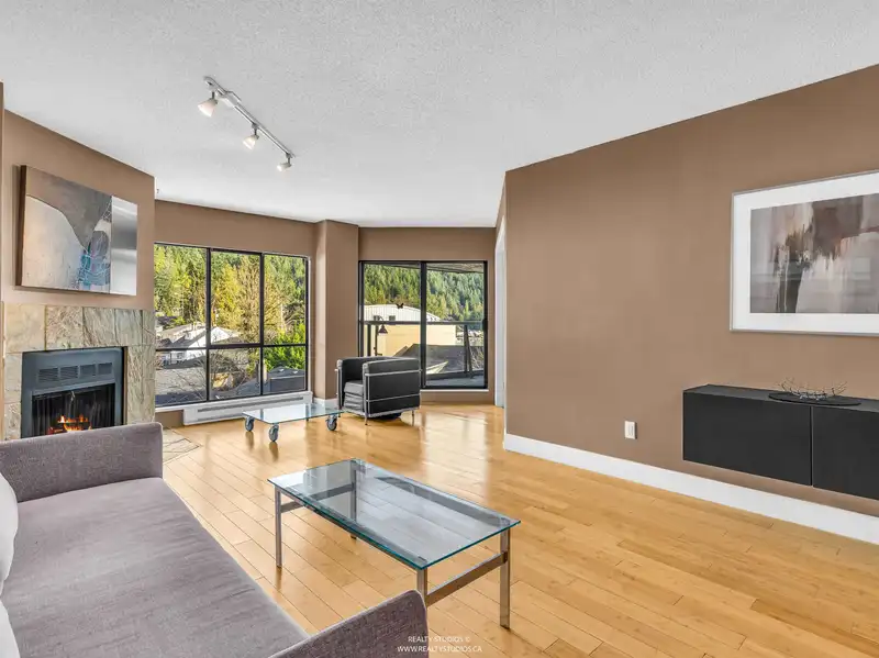203 4323 GALLANT AVENUE - photo 4 of 35