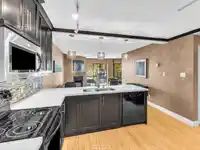 203 4323 GALLANT AVENUE - thumbnail 10