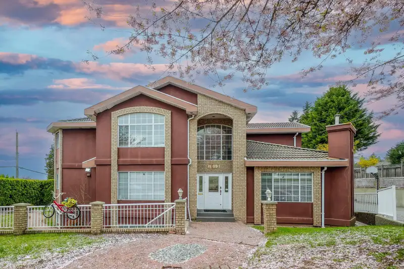 7693 DOW AVENUE - photo 1 of 29