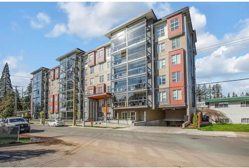 412 2649 JAMES STREET - photo 1 of 32
