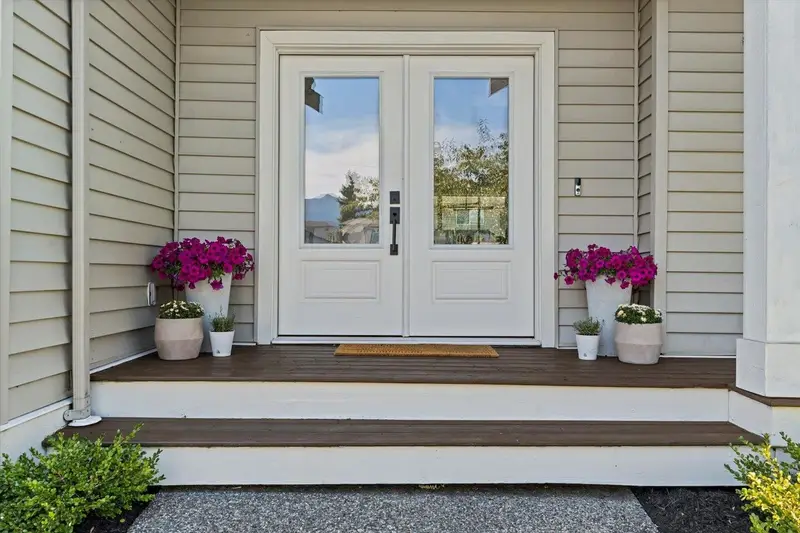 6819 SCHOOL LANE - photo 3 of 25