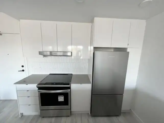 504 32838 LANDEAU PLACE - photo 4 of 6