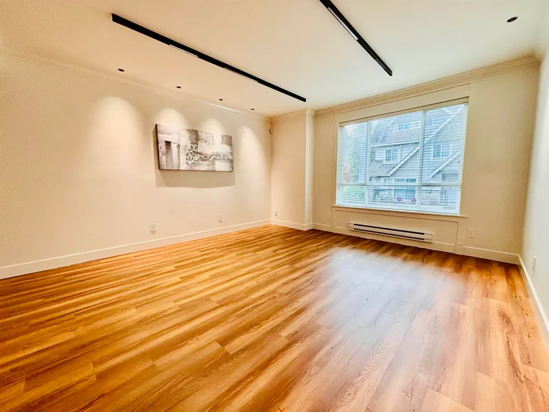 11 9391 ALBERTA ROAD - photo 4 of 25