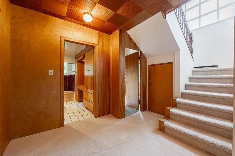 2847 MATHERS AVENUE - photo 3 of 25