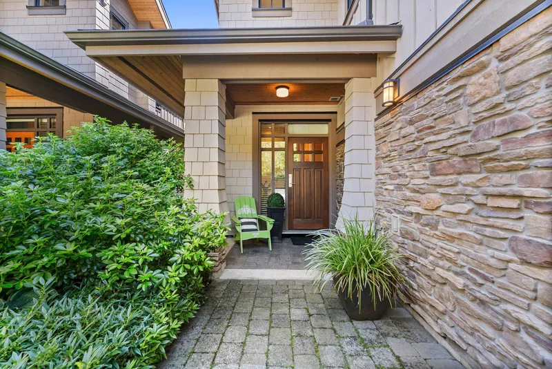 41 3639 ALDERCREST DRIVE - photo 3 of 25