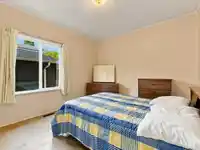 2206 E 8TH AVENUE - thumbnail 15