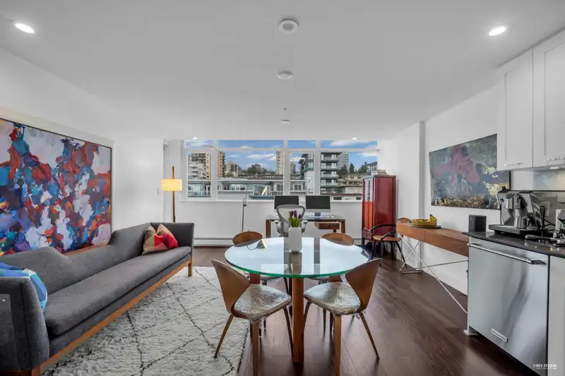 506 131 E 3RD STREET - photo 1 of 33