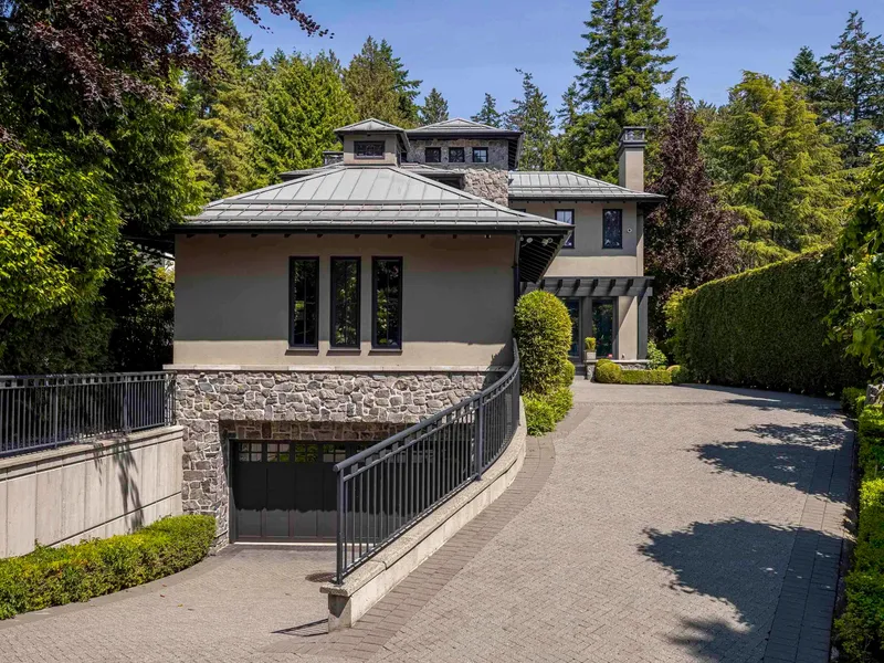 6448 MACDONALD STREET - photo 2 of 25