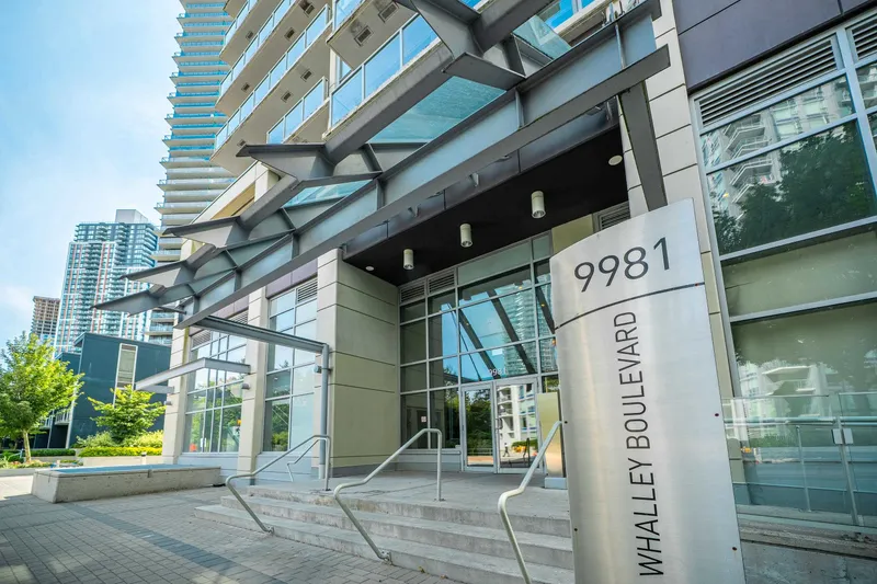 3607 9981 WHALLEY BOULEVARD - photo 2 of 25