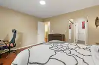 101 1180 FALCON DRIVE - thumbnail 15