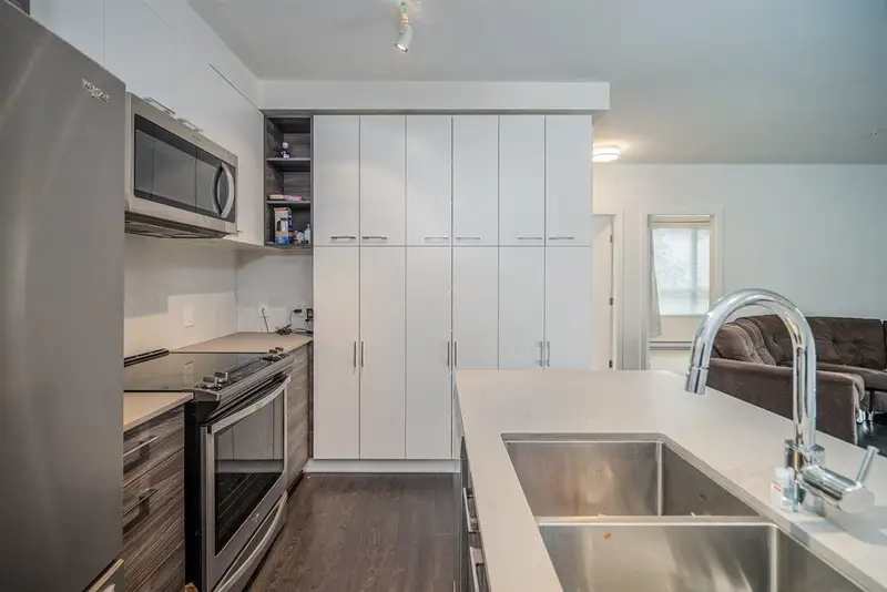 214 13963 105 BOULEVARD - photo 3 of 18