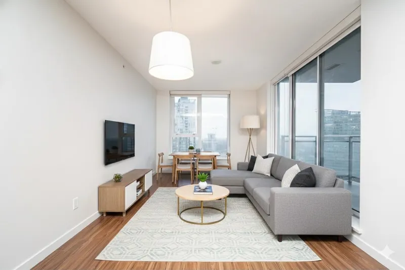 2709 13325 102A AVENUE - photo 4 of 25